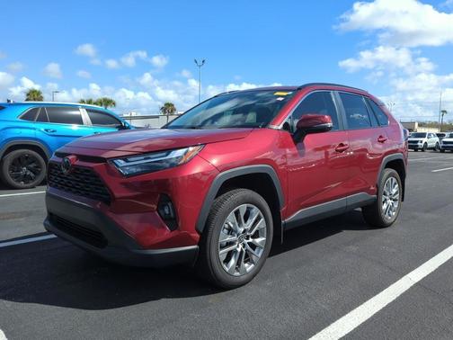 2024 Toyota RAV4 XLE Premium