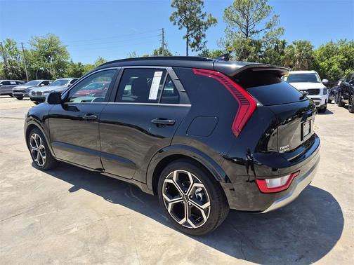 2023 Kia Niro EX Touring