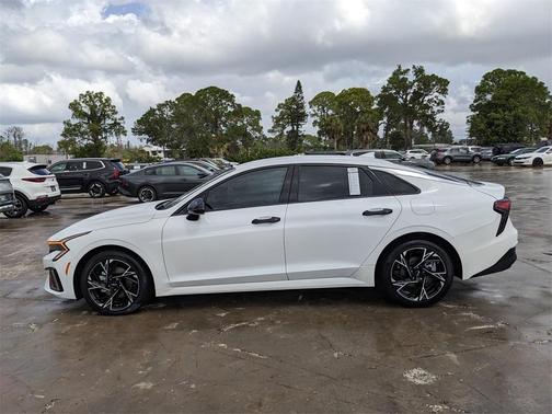 2025 Kia K5 GT-Line