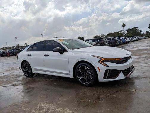 2025 Kia K5 GT-Line