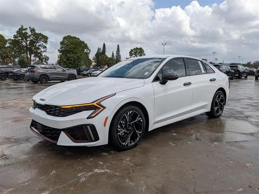 2025 Kia K5 GT-Line