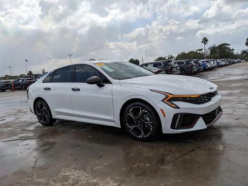 2025 Kia K5 GT-Line