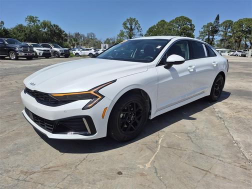 2025 Kia K5 LXS