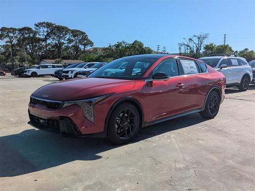 2025 Kia K4 GT-Line Turbo