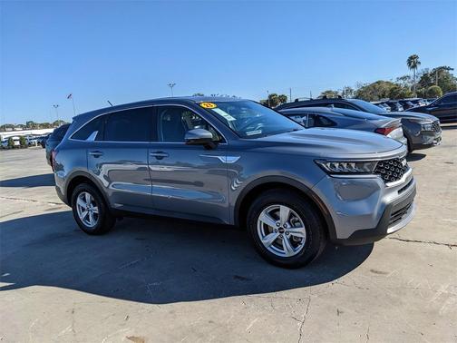 2023 Kia Sorento LX