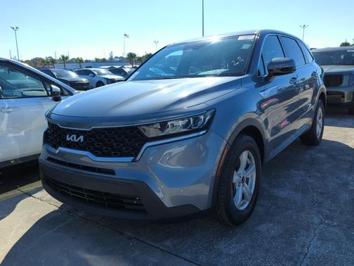 2023 Kia Sorento LX