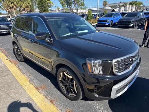 2025 Kia Telluride S