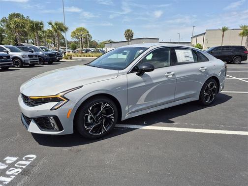 2025 Kia K5 GT-Line