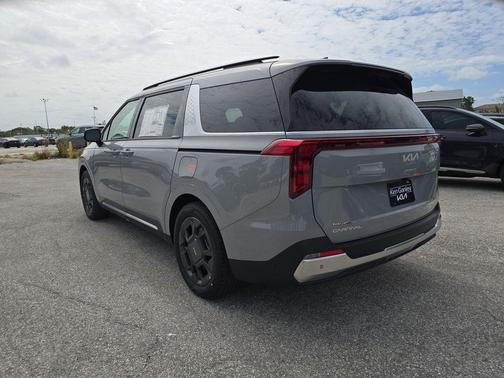 Ceramic Silver 2026 Kia Carnival SX
