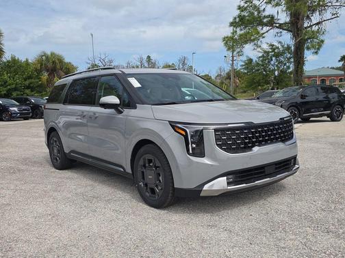 Ceramic Silver 2026 Kia Carnival SX