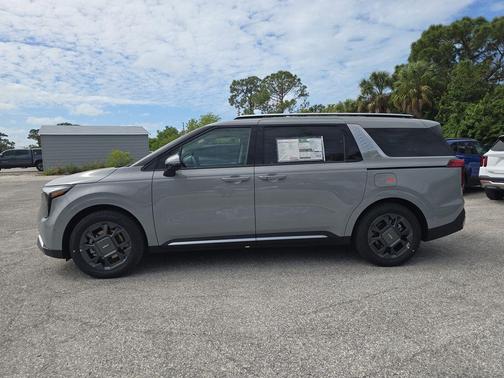 Ceramic Silver 2026 Kia Carnival SX