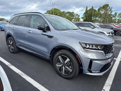 2022 Kia Sorento S