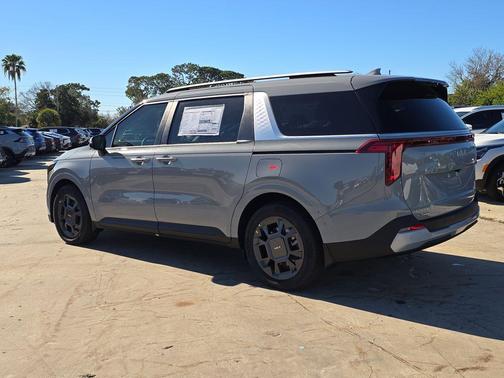 2026 Kia Carnival Hybrid EX