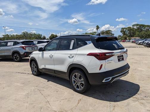 2023 Kia Seltos S