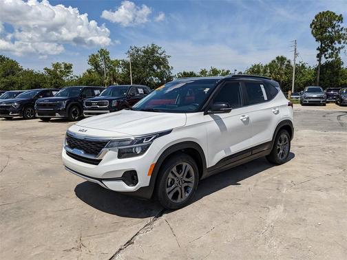 2023 Kia Seltos S
