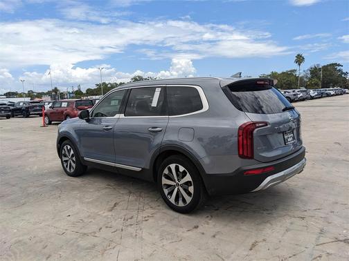 2020 Kia Telluride S