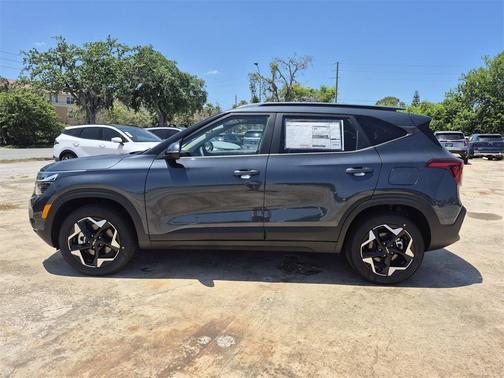 2025 Kia Seltos S