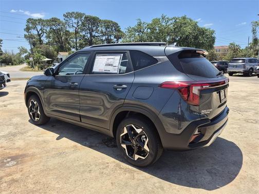 2025 Kia Seltos S