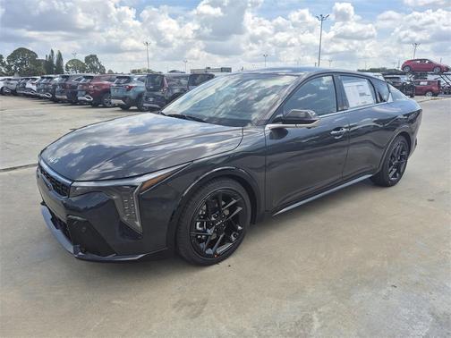 2025 Kia K4 GT-Line Turbo