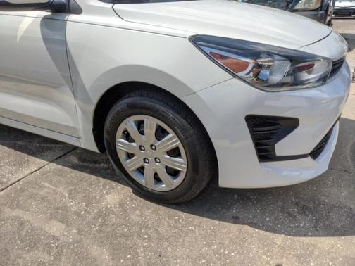 2022 Kia Rio S