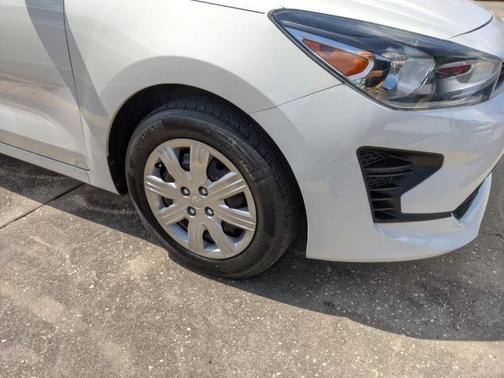2022 Kia Rio S