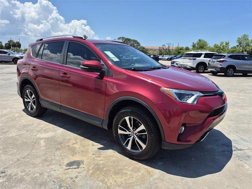 2018 Toyota RAV4 XLE