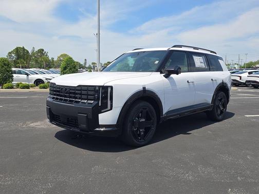 Glacial White Pearl 2027 Kia Telluride SX