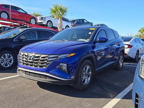 2022 Hyundai TUCSON SE