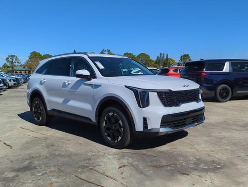 Glacial White Pearl 2026 Kia Sorento S