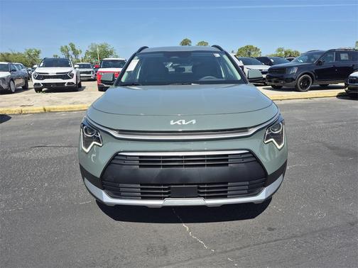 2025 Kia Niro EX