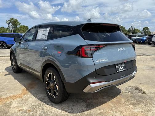 2026 Kia Sportage Hybrid S