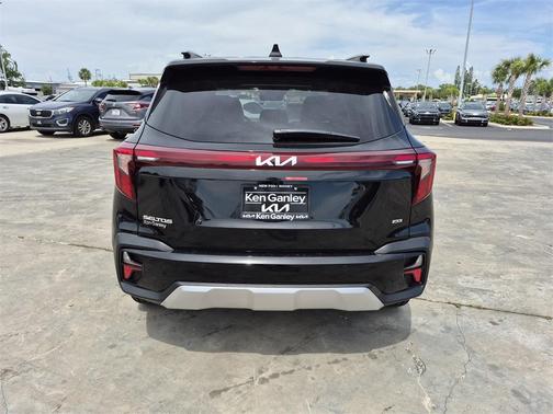 2025 Kia Seltos EX