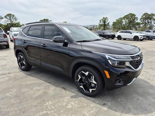 2025 Kia Seltos EX