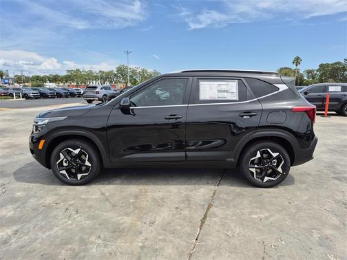 2025 Kia Seltos EX
