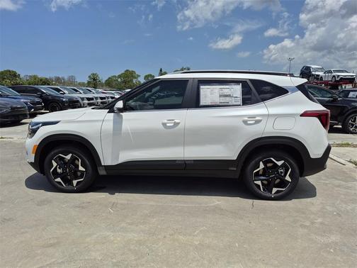 2025 Kia Seltos EX