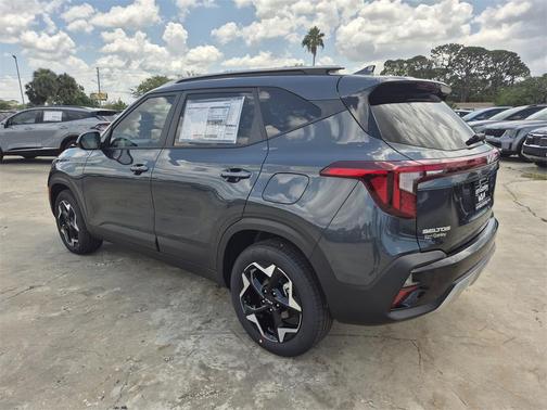 2025 Kia Seltos S