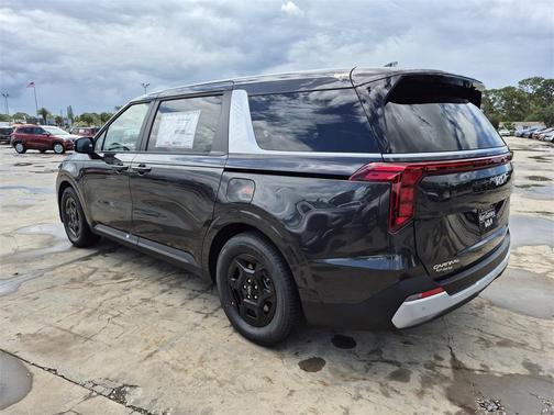 2025 Kia Carnival LXS