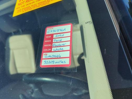 White Metallic 2020 Ford Explorer XLT