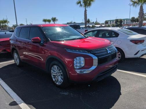 2022 Mitsubishi Outlander ES