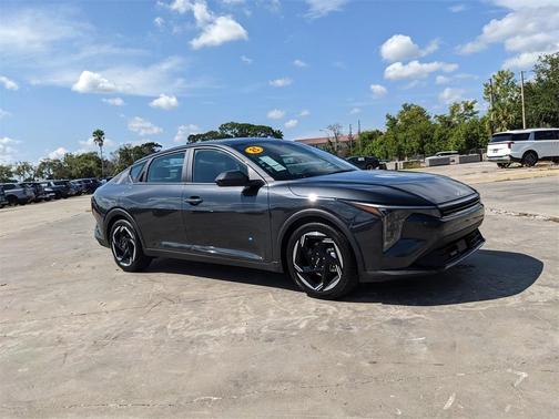 2025 Kia K4 EX