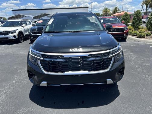 2025 Kia Seltos EX