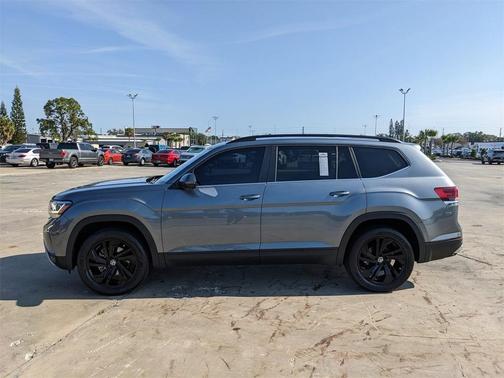 2022 Volkswagen Atlas 2.0T SE