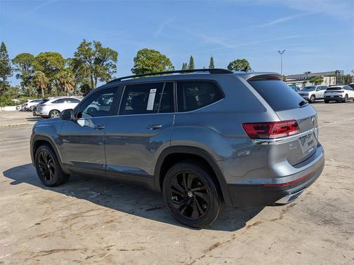 2022 Volkswagen Atlas 2.0T SE