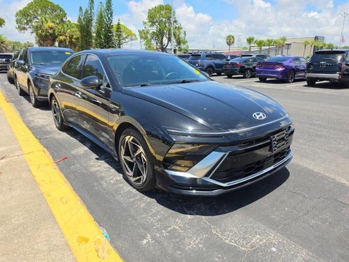 Onyx Black 2024 Hyundai SONATA SEL