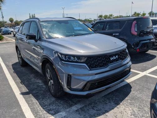 2023 Kia Sorento S