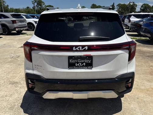 2025 Kia Seltos S