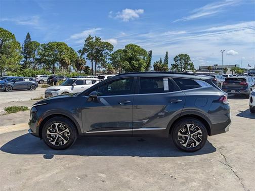 2024 Kia Sportage Hybrid EX