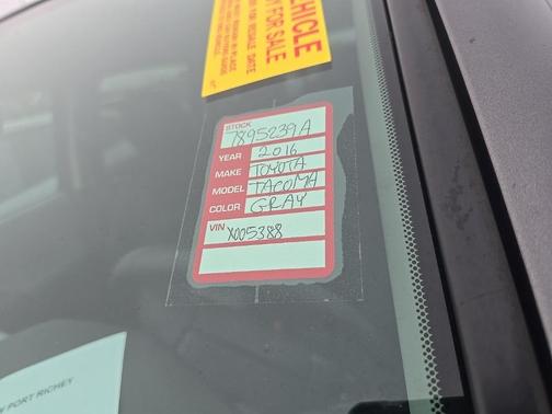 2016 Toyota Tacoma SR5