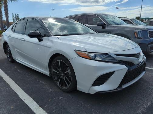2019 Toyota Camry XSE