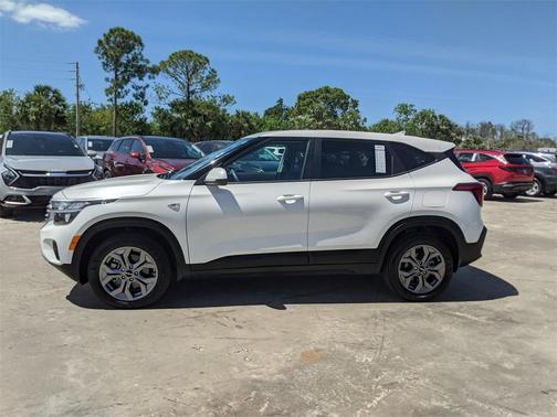 2024 Kia Seltos LX